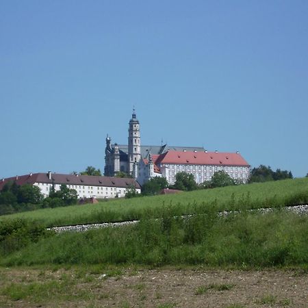 Tagungshaus Im Kloster Neresheim Hotel Exterior photo