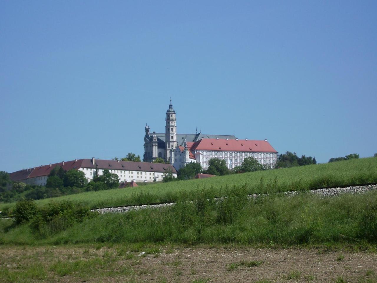 Tagungshaus Im Kloster Neresheim Hotel Exterior photo